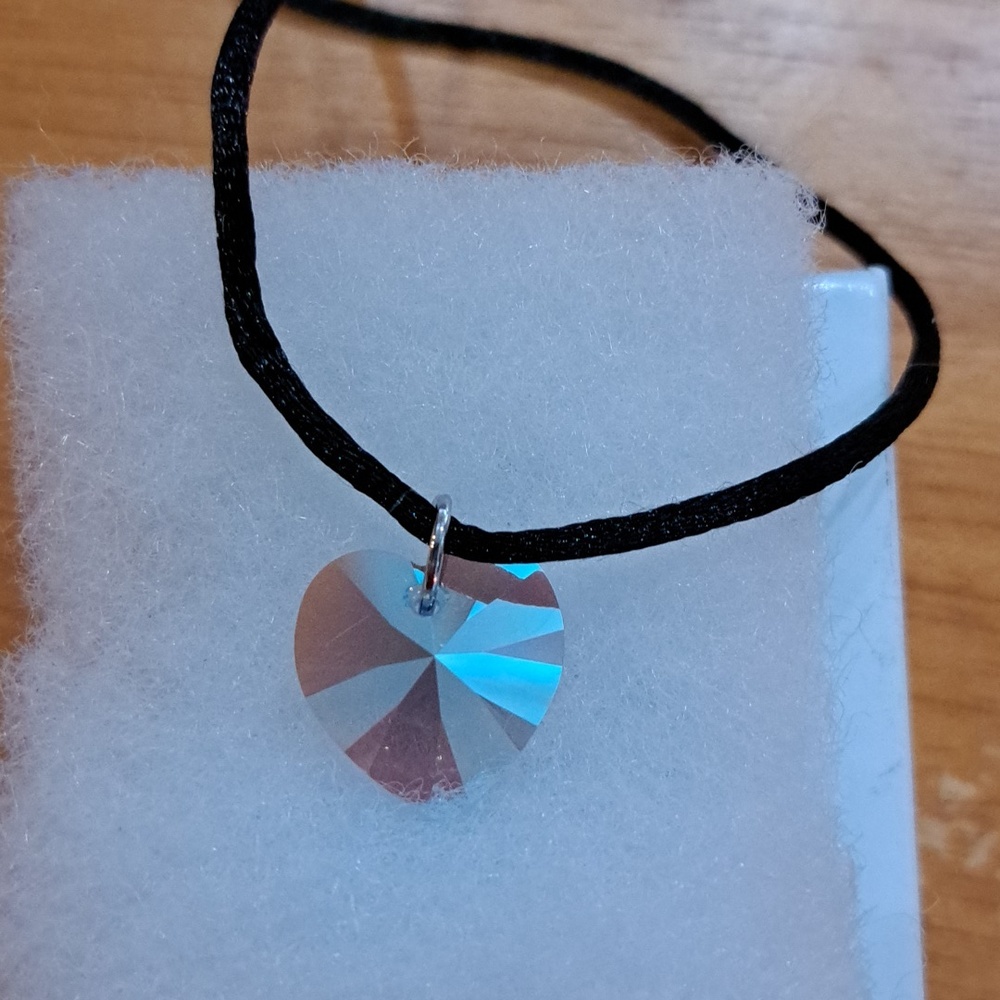 Crisp Morning Freesia Crystal Heart Necklace - Picture 6 of 6